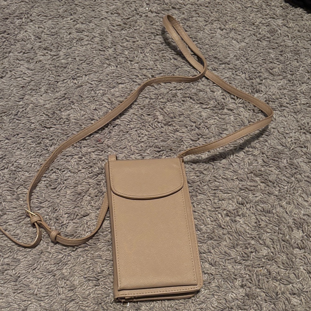 Elegant Tan Crossbody Bag